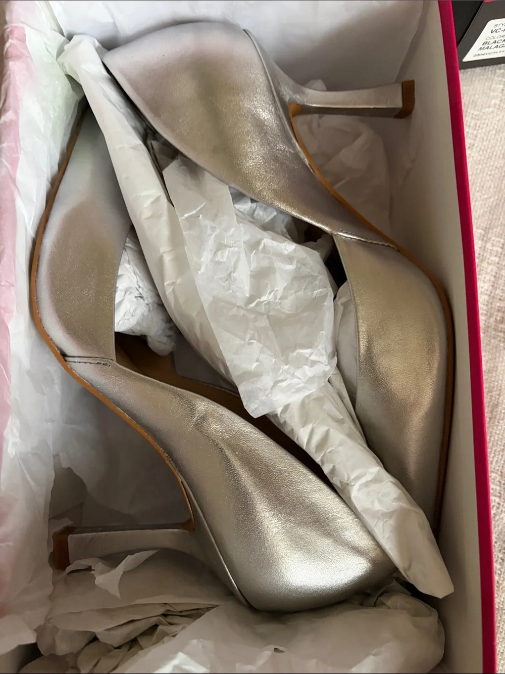 NWB Vince Camuto, Karala Silver pointed toe and tapered heel pumps, Size 7.5